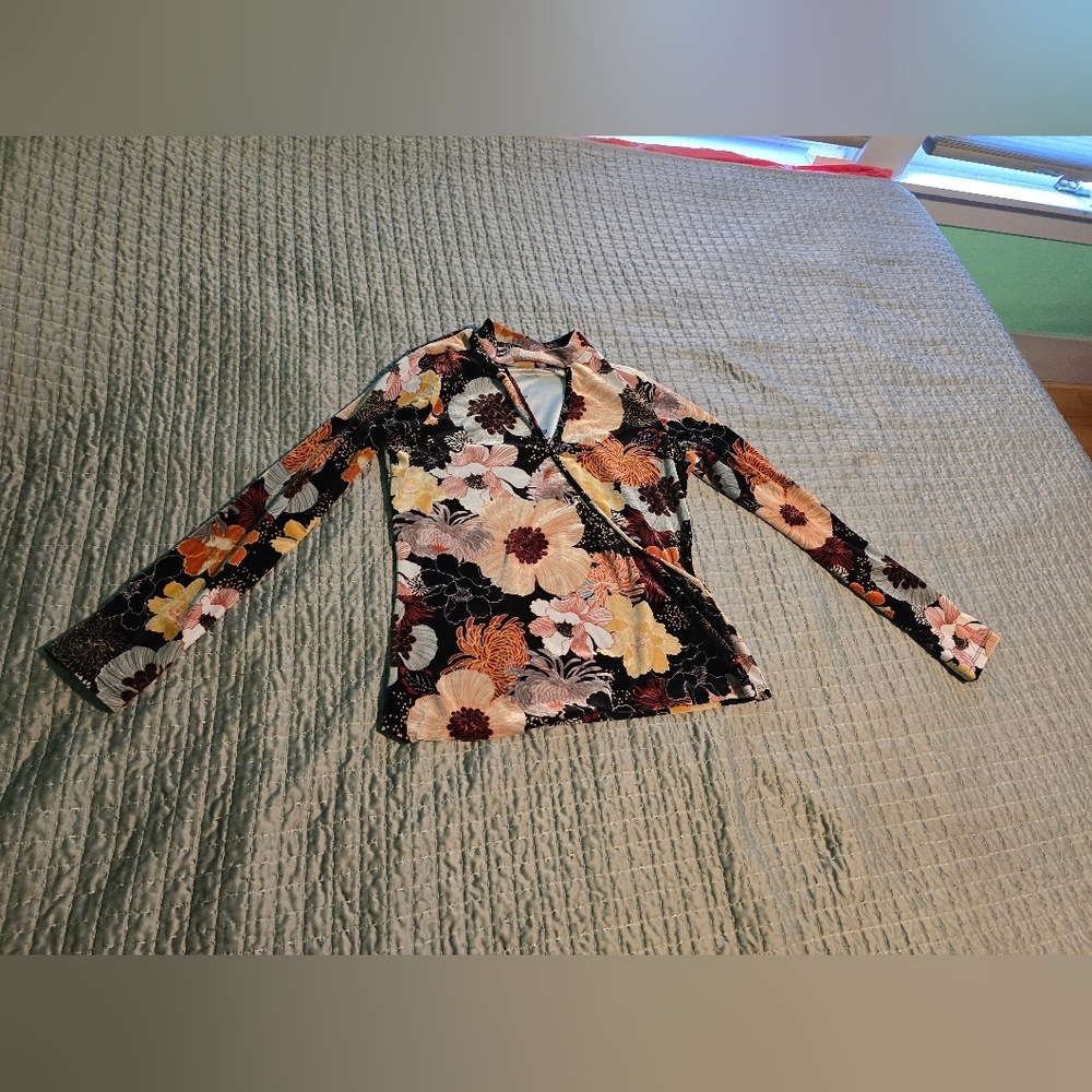 Floral Velvet Top - Multicolor